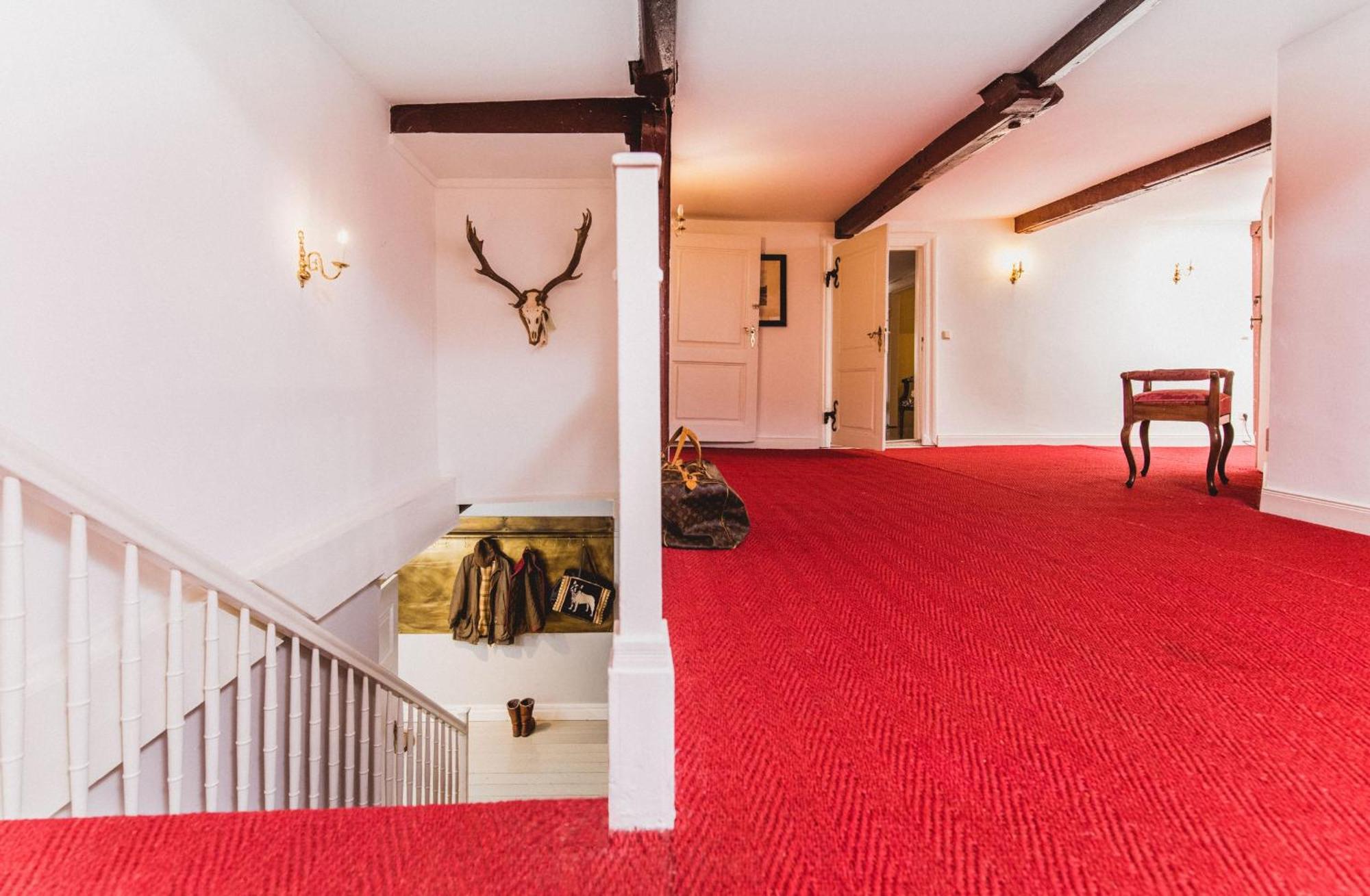 Herrenhaus Gut Dorotheenthal Дамп Екстериор снимка